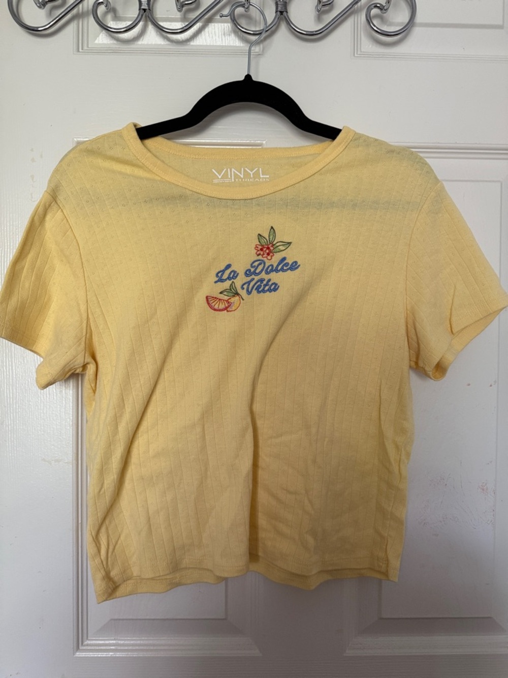 VINYL Threaded 'La Dolce Vita' Yellow Tee